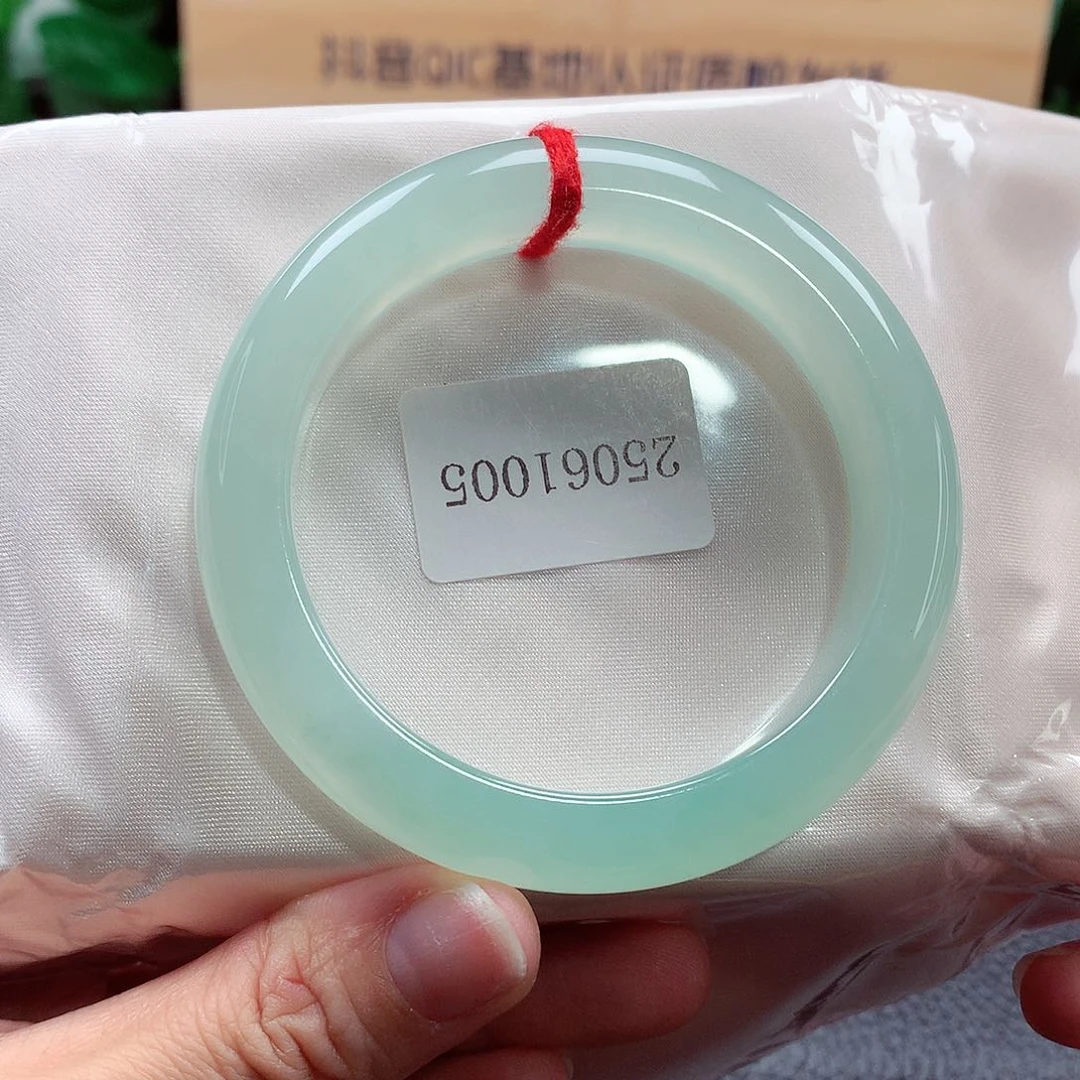 未镶嵌手镯翡翠87号，天然A货翡翠手镯