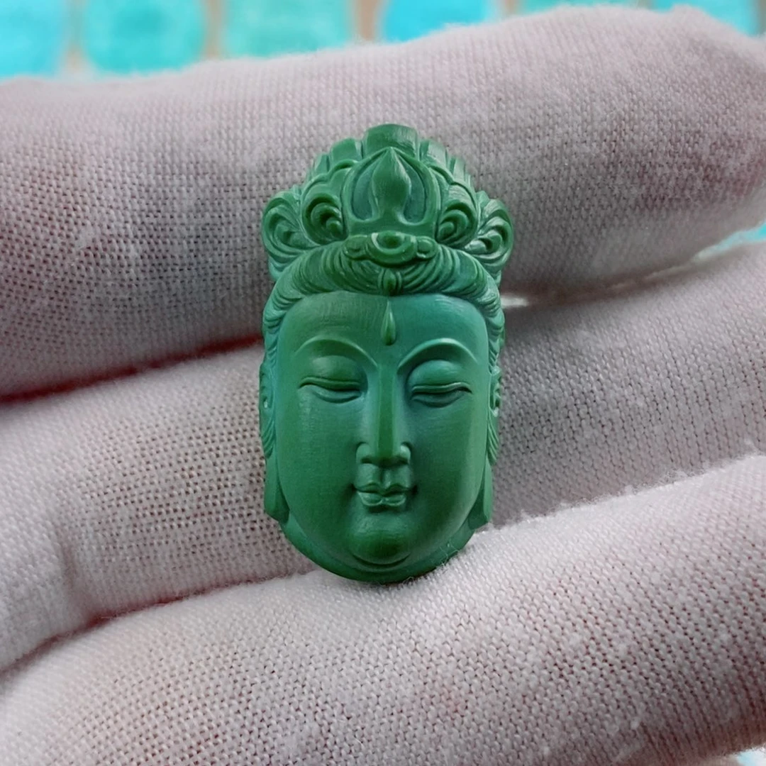 绿松石配饰未镶嵌