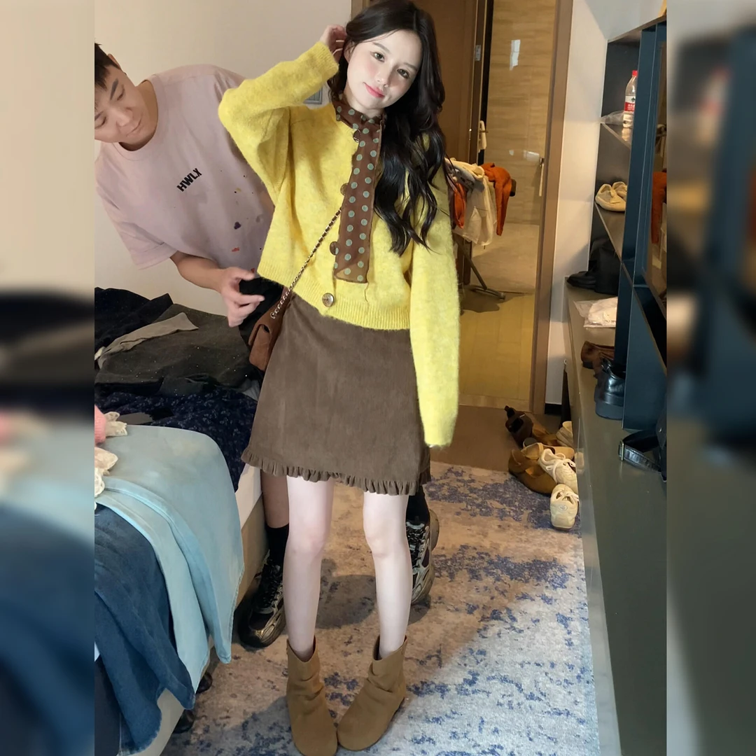 2025新款韩系高级感针织毛衣连衣裙子女秋冬季温柔风减龄短裙套装