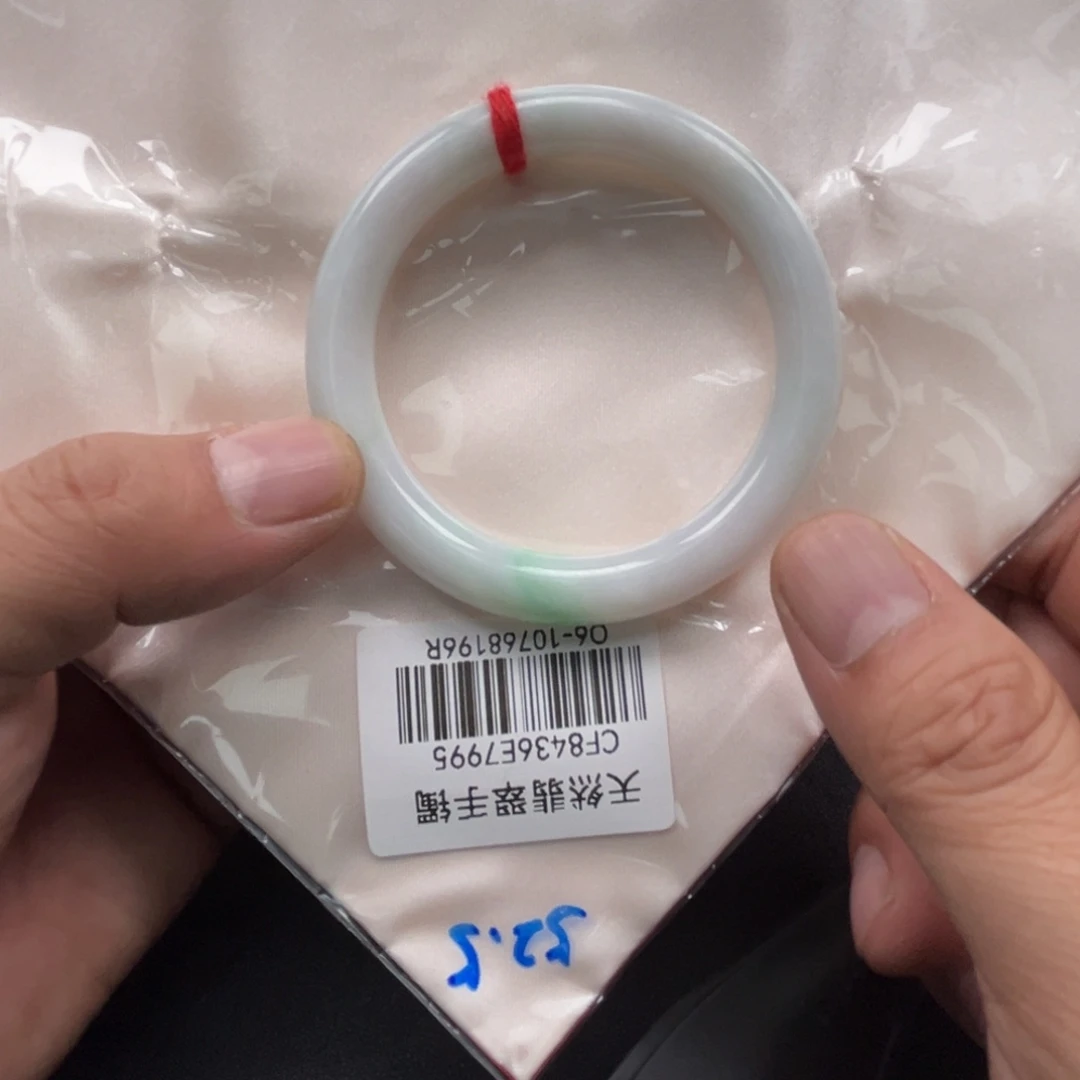 翡翠未镶嵌手镯手镯