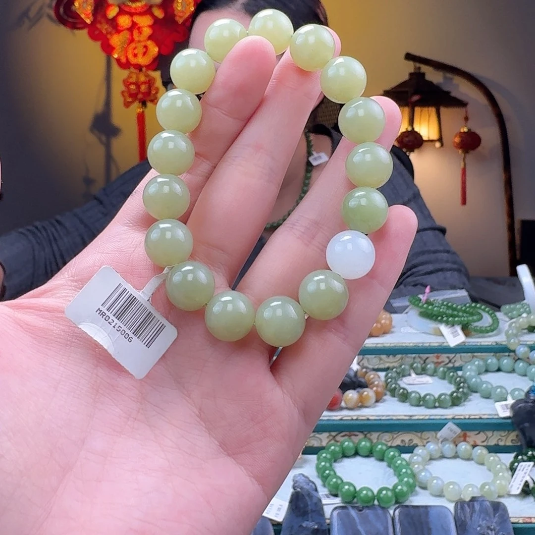 和田玉拍一发一未镶嵌