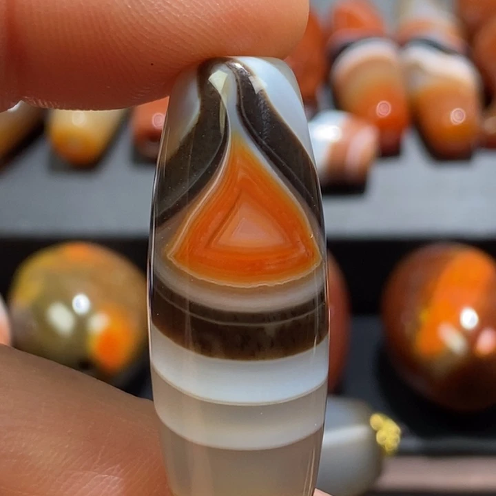 我***3玛瑙/玉髓未镶嵌挂件