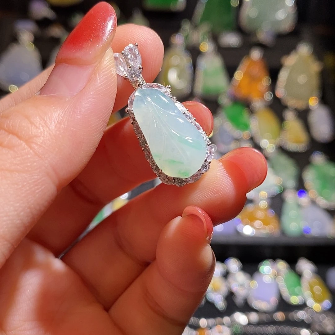 颈饰银S925镶嵌翡翠天然翡翠