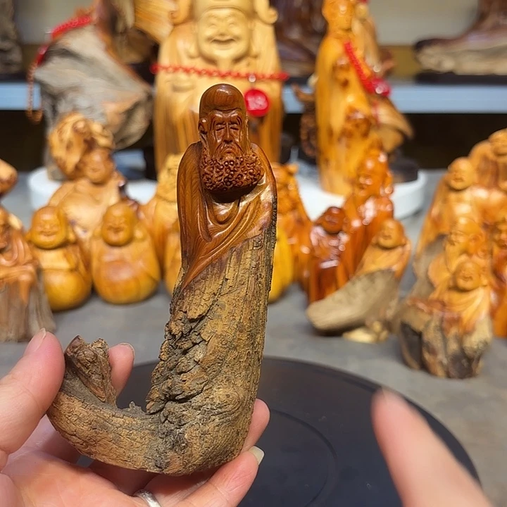 柏木太行崖柏达摩摆件