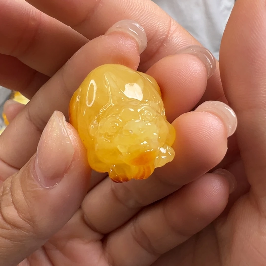 裸石蜜蜡未镶嵌蜜蜡