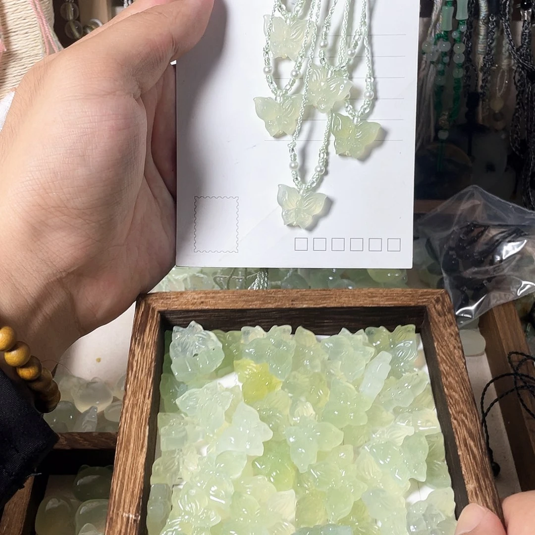 蛇纹石玉合金颈饰