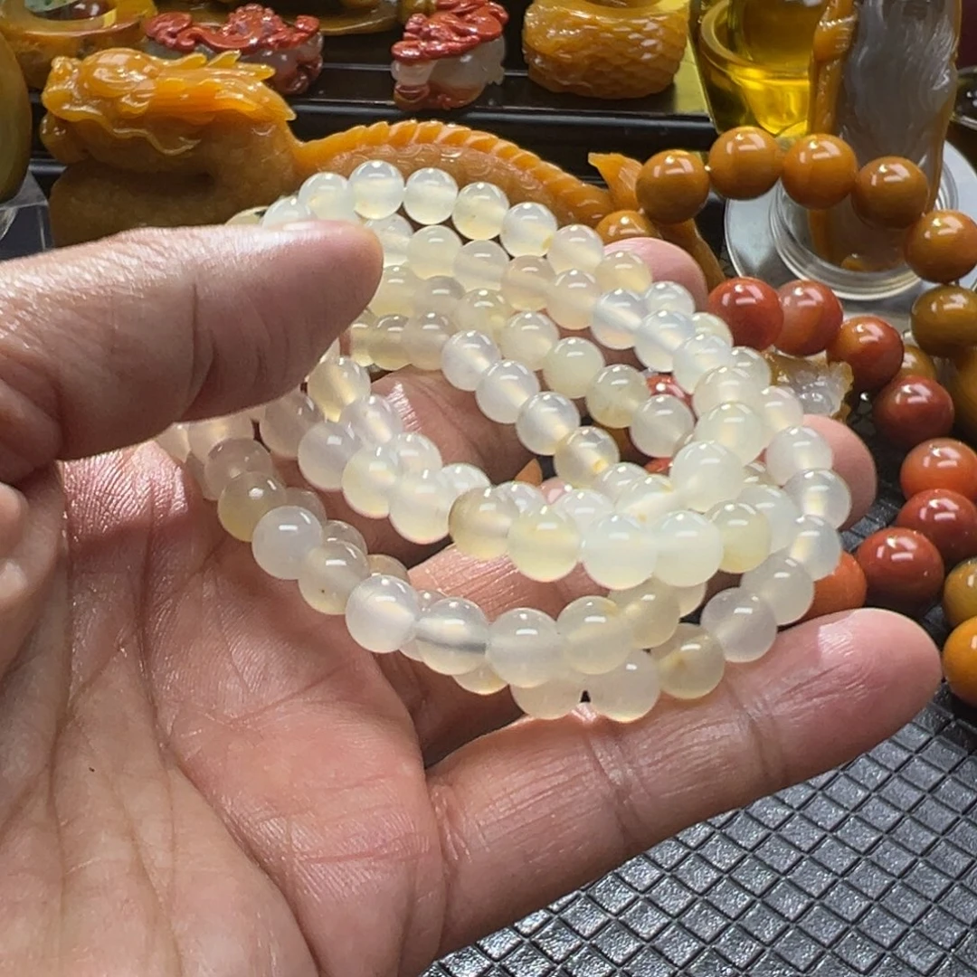 石英质玉未镶嵌颈饰