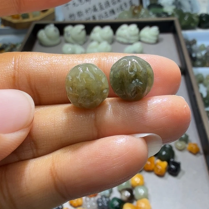 未镶嵌和田玉珠宝半成品