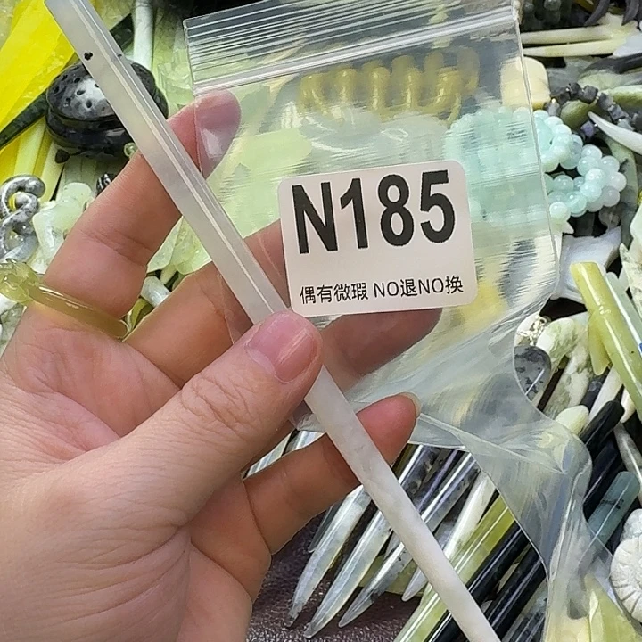 用***9蛇纹石玉合金发饰