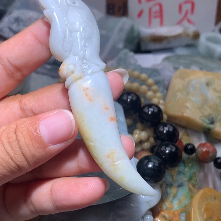 翡翠未镶嵌颈饰保真天然A货翡翠