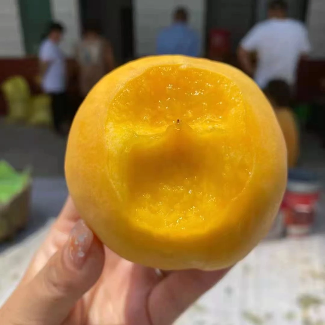 陕西皇桃蜜桃新鲜现摘无酸应季水果