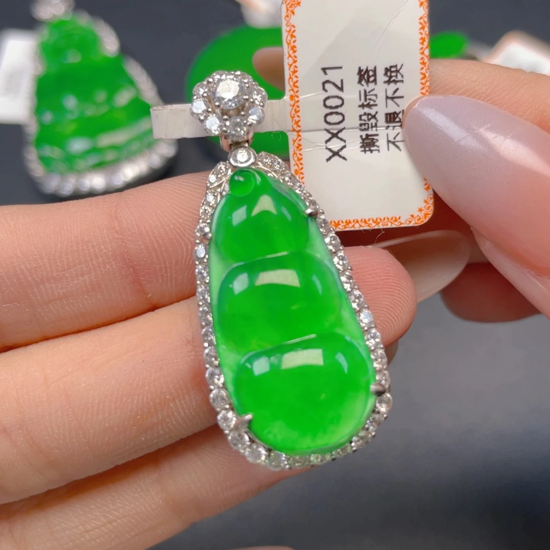 【闪购商品】颈饰银S925镶嵌翡翠翡翠