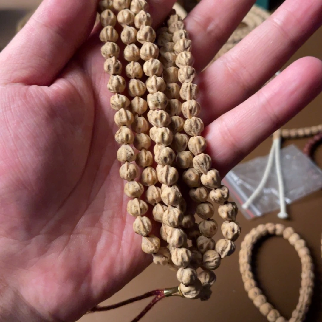 柏香籽/百香籽吊坠哈****）Rc528