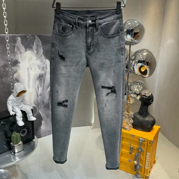 高端轻奢春季新品男士欧货牛仔裤百搭帅气舒适时尚潮流精致个性