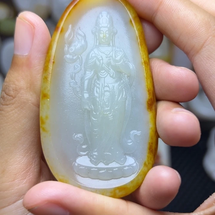 和田玉未镶嵌颈饰