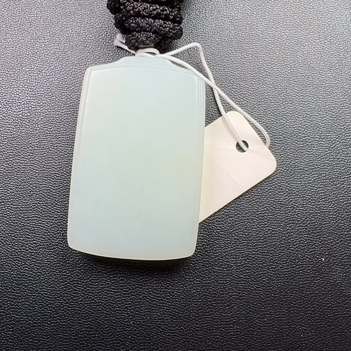 欢***在和田玉未镶嵌挂件