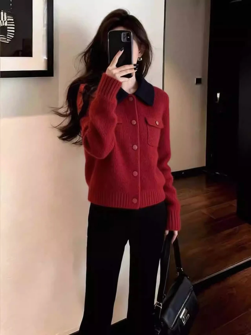 圣诞风气质潮流时尚宽松显白红色上衣女2026年POLO领新年毛衣开衫