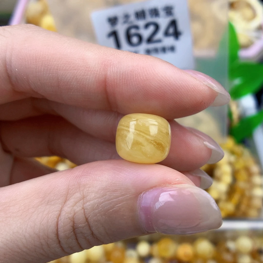 裸石琥珀未镶嵌11.6