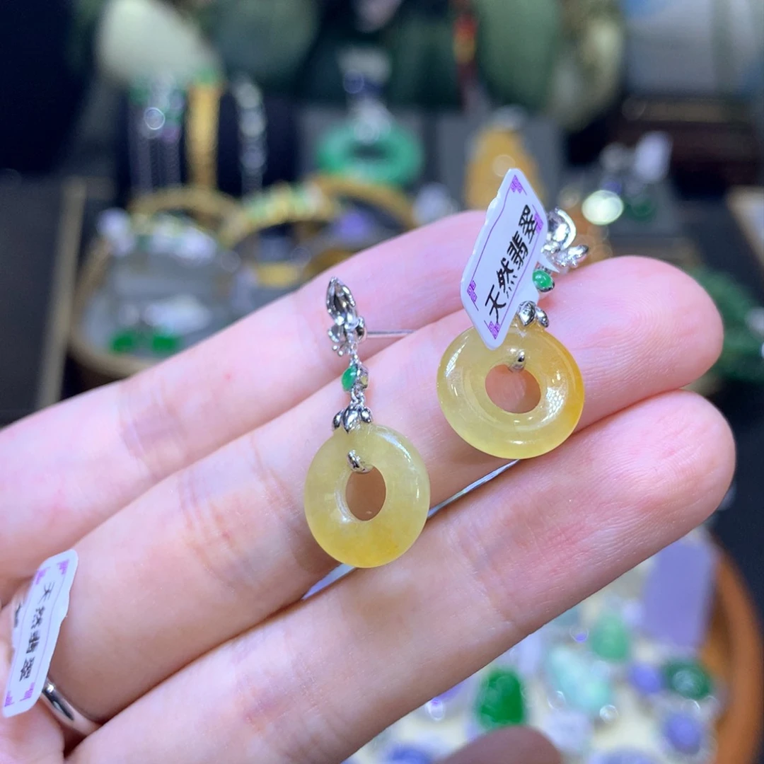 翡翠18K金镶嵌颈饰翡翠吊坠项链