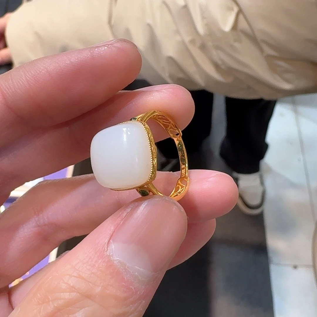 和田玉戒指18K金镶嵌211好大哥