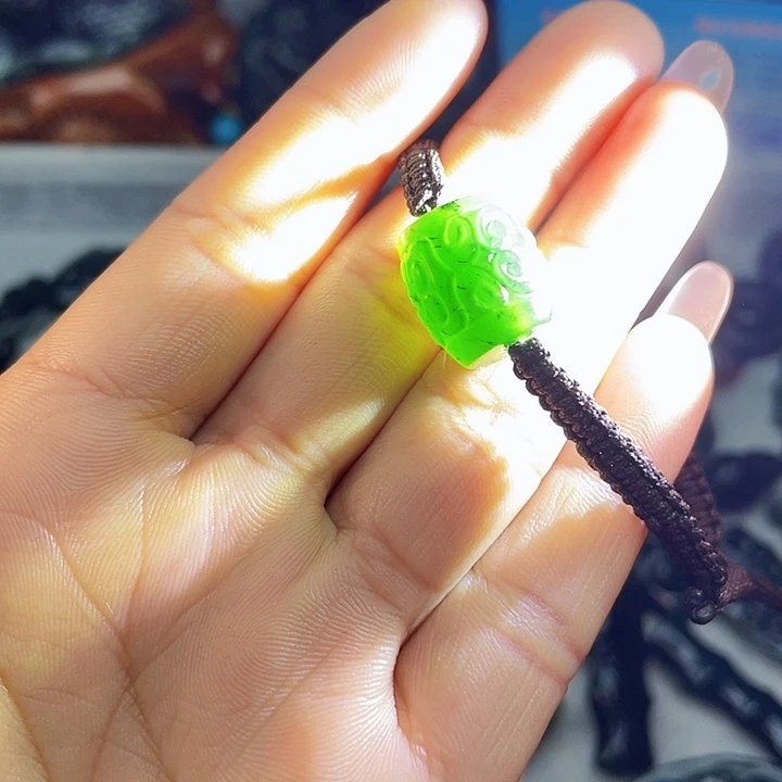 蛇纹石玉未镶嵌挂件泰山玉转运珠