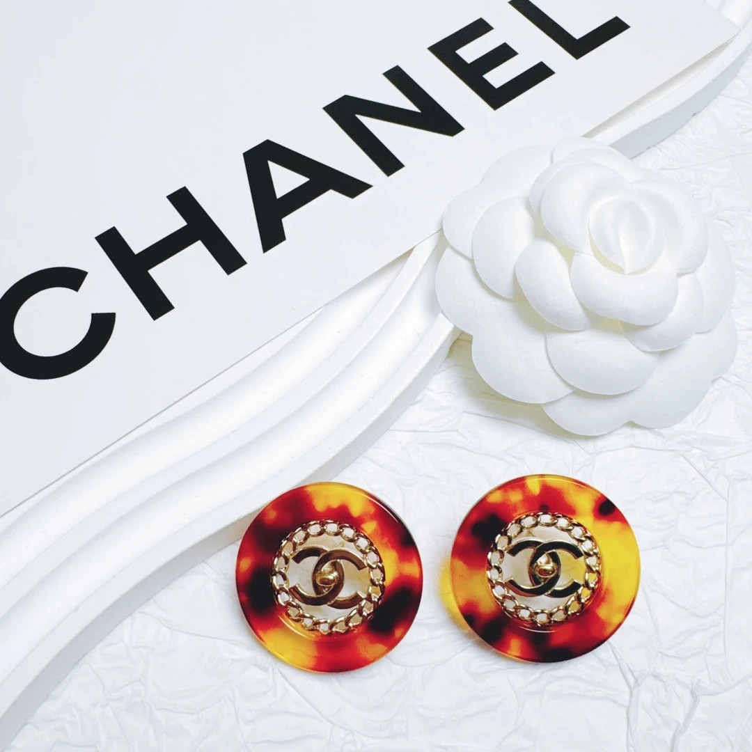 95新 Chanel/香奈儿 柚礼中古/香奈儿镂空帽帽双C耳钉nc412047