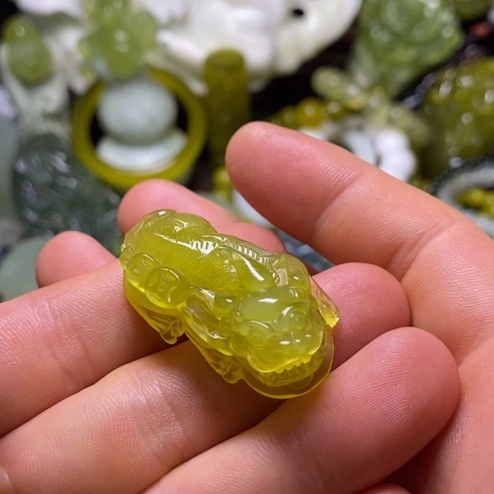 岫玉未镶嵌岫玉颈饰
