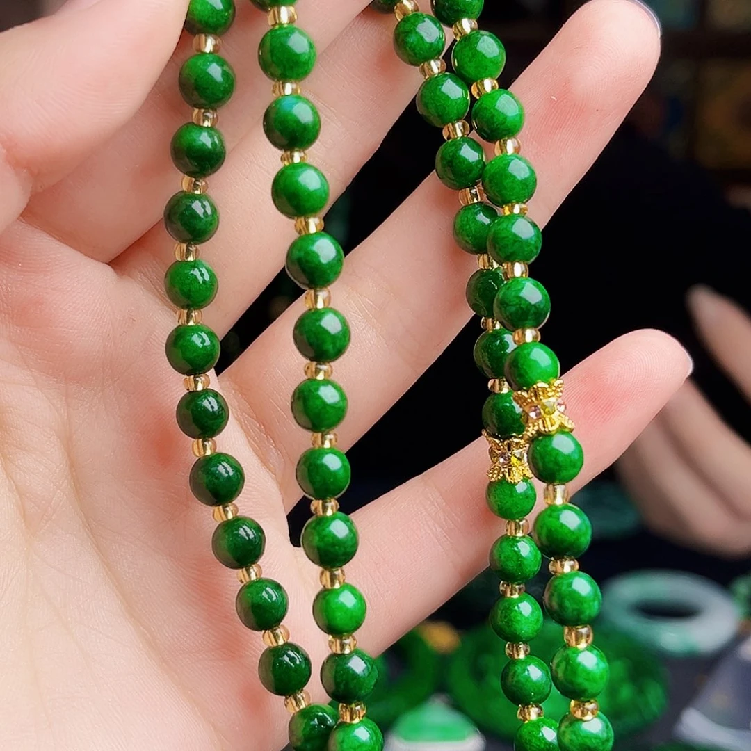 颈饰未镶嵌翡翠多样性