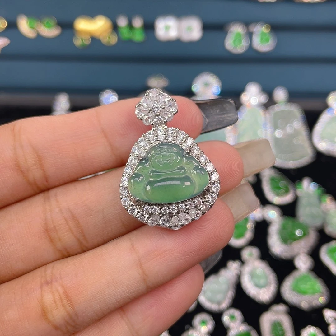吊坠(不含链)未镶嵌翡翠