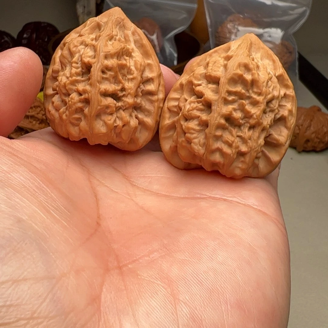 桃核把件一**棍承德粗筋马蹄