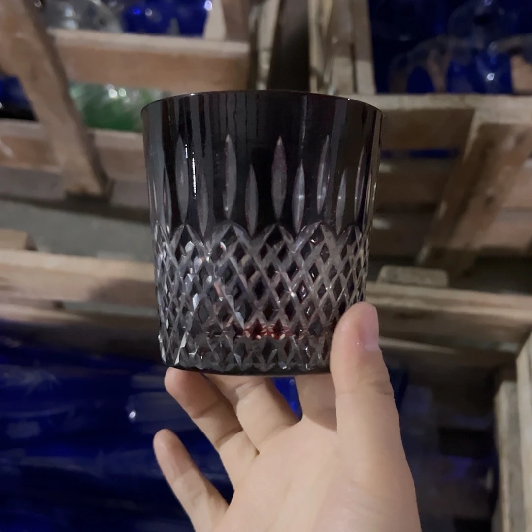 水晶玻璃平底款微瑕一个