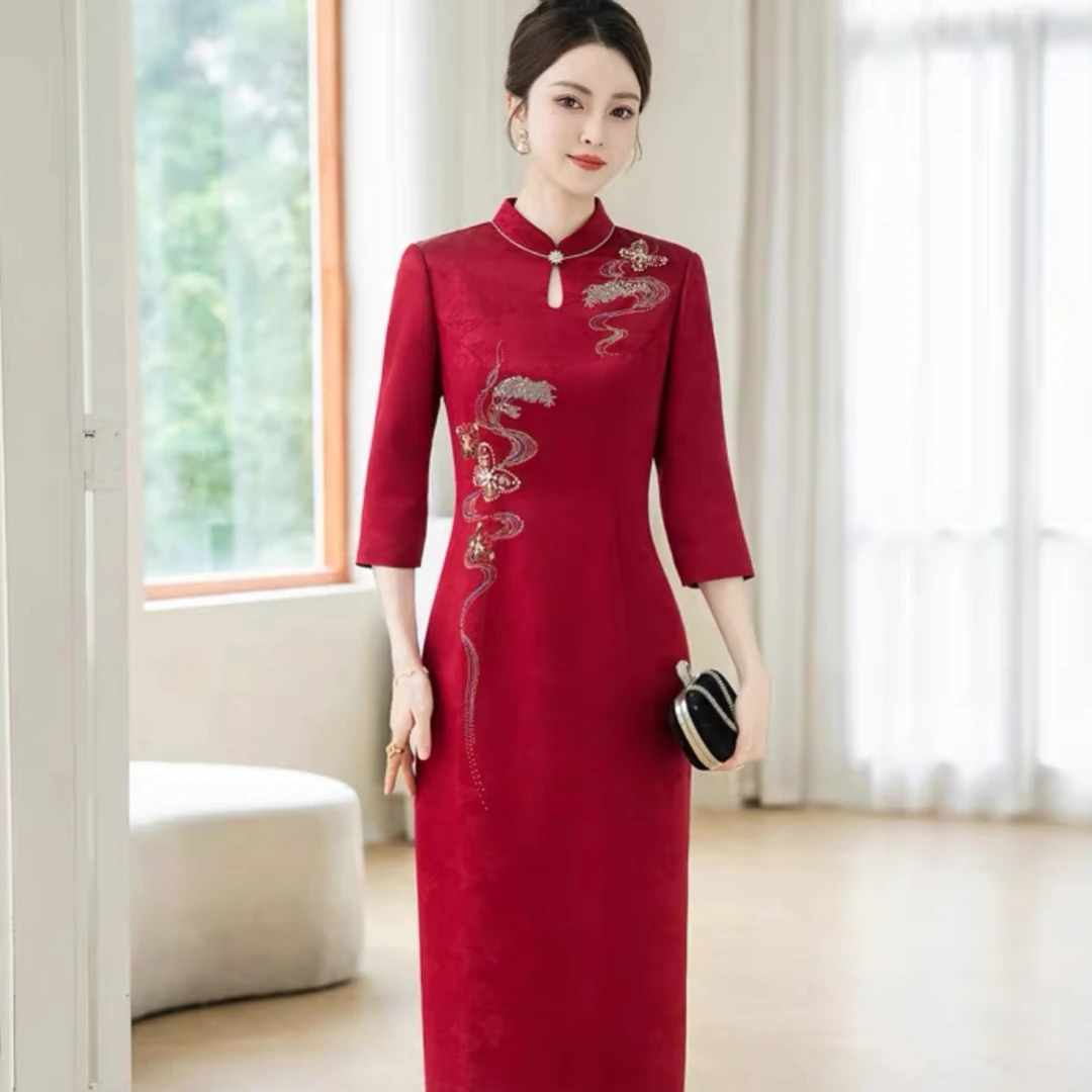 2531喜婆婆婚宴装2025新款秋冬红色旗袍参加婚礼妈妈礼服平时