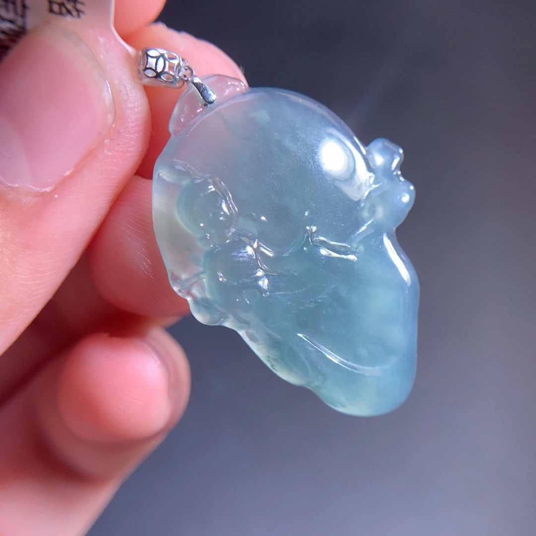 翡翠18K金镶嵌颈饰天然A货翡翠