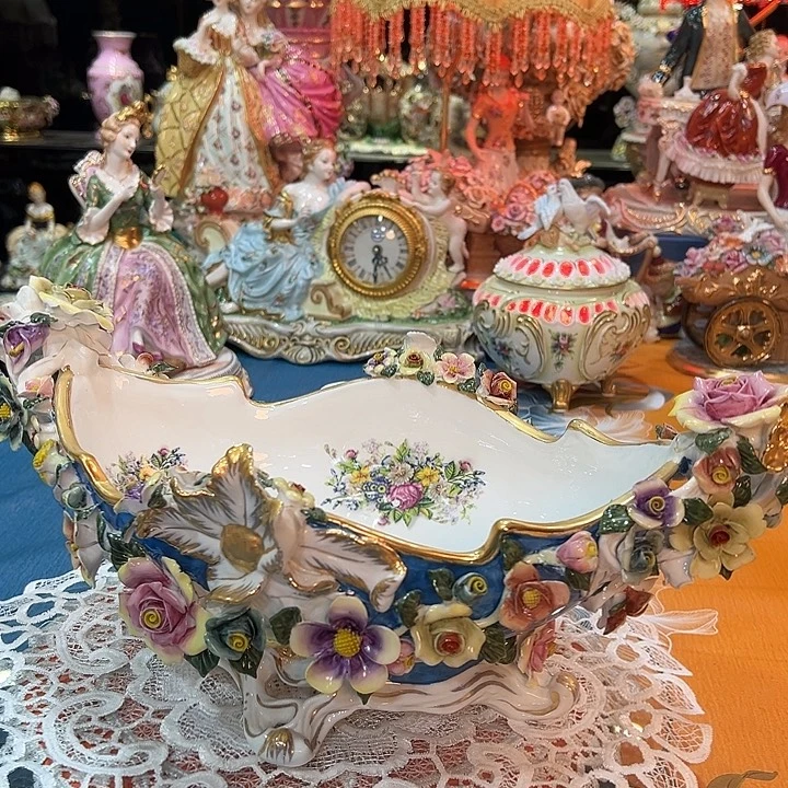 陶瓷蓝色手拍色 捏花描金 老货库存