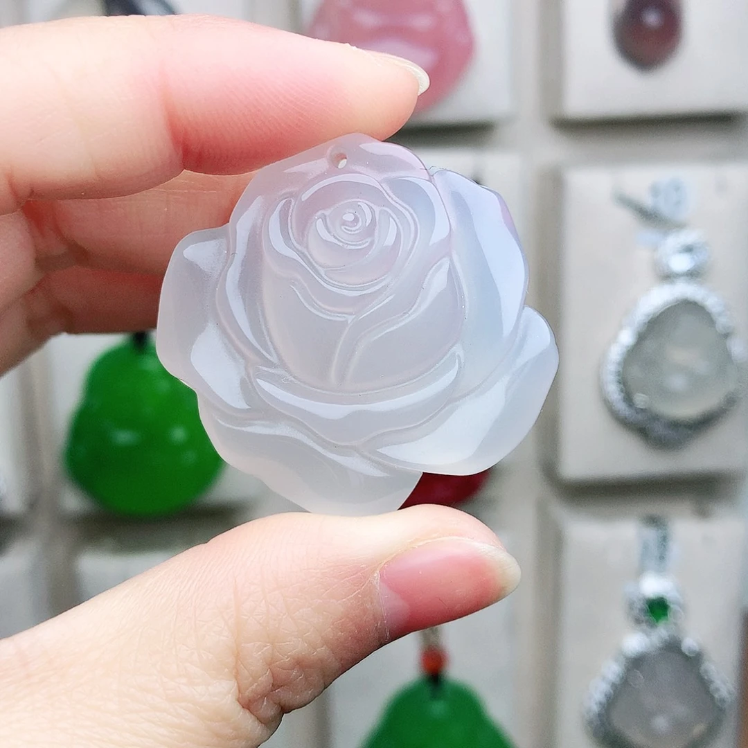 玛瑙/玉髓颈饰未镶嵌