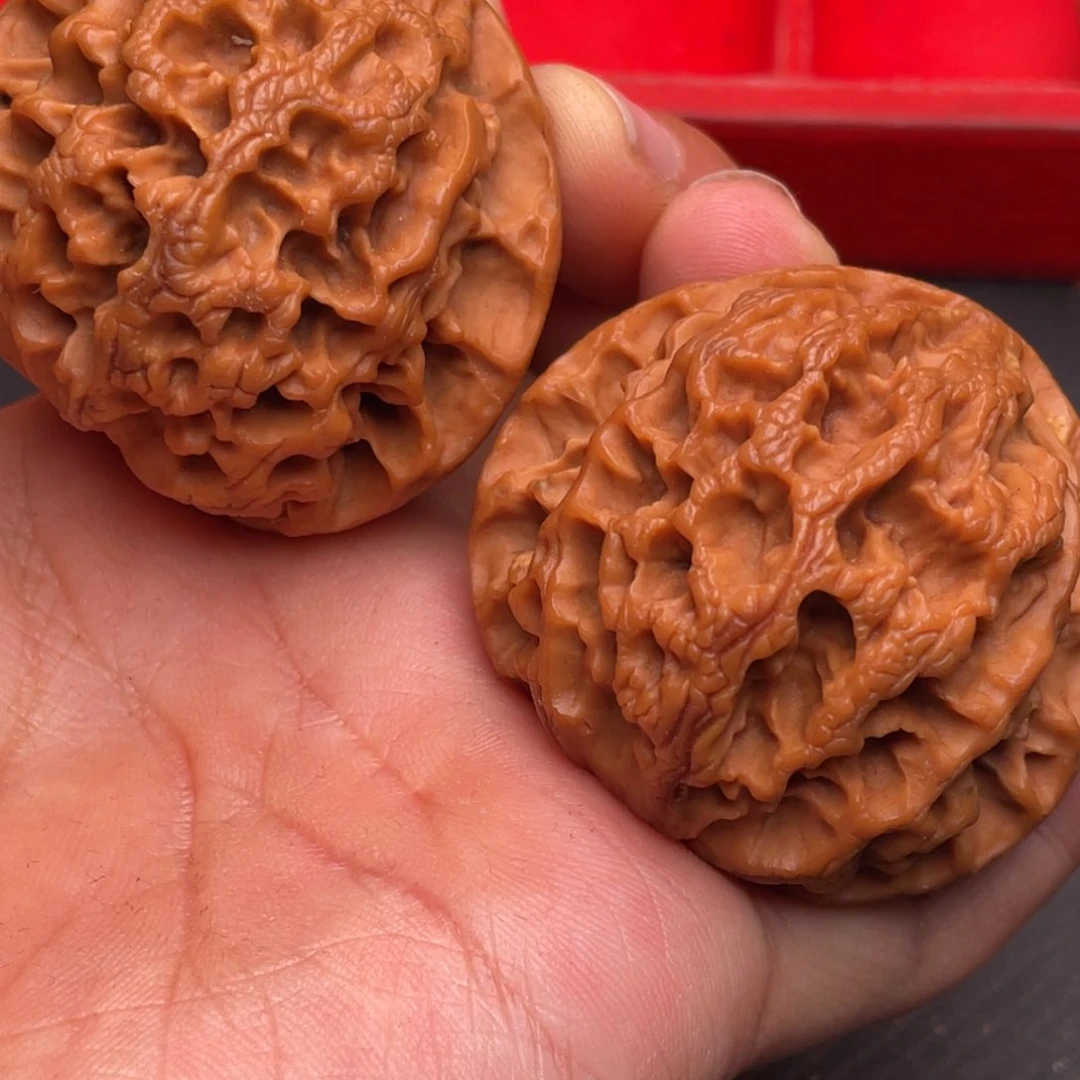 文玩核桃把件秦岭山脉核桃