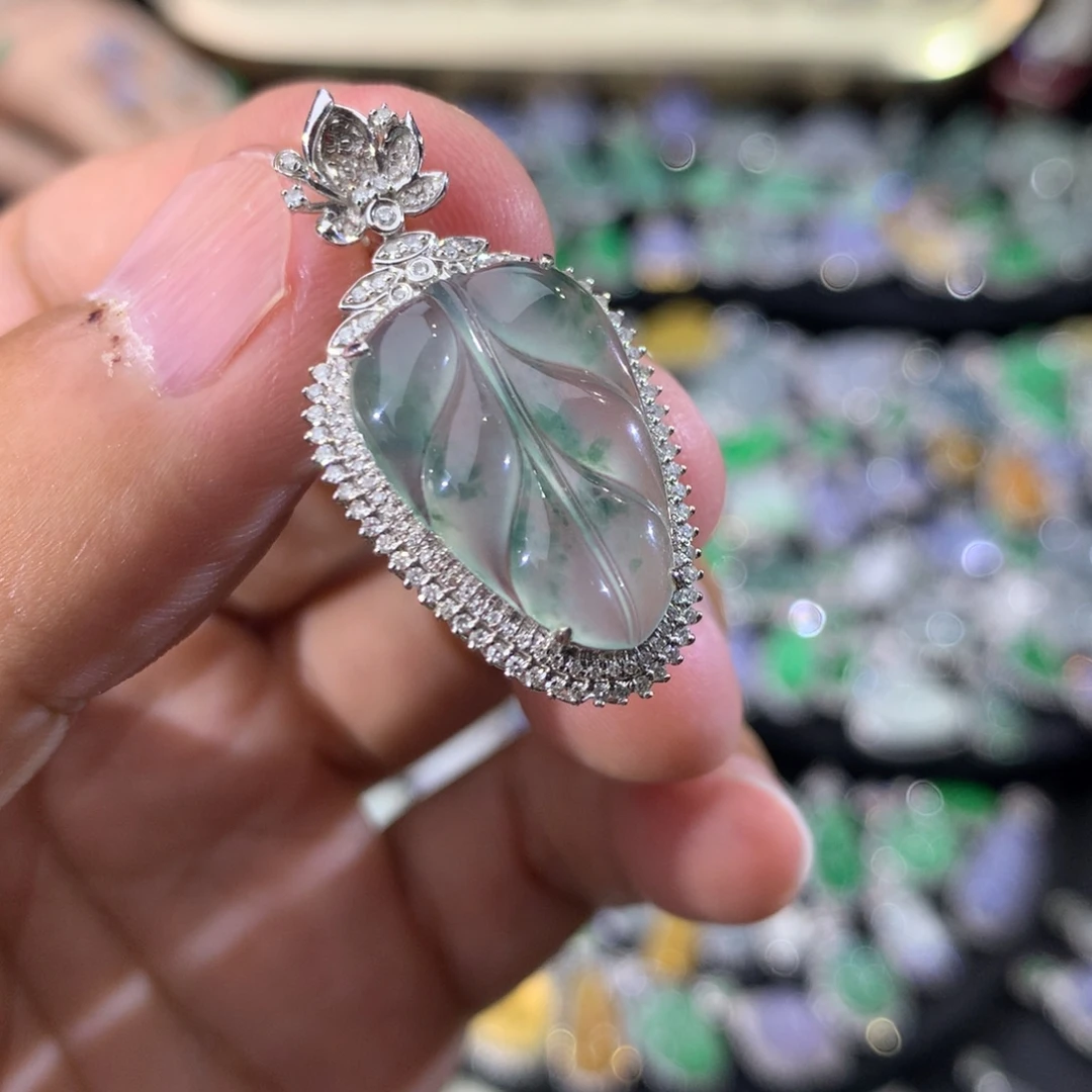 翡翠18K金镶嵌吊坠(不含链)