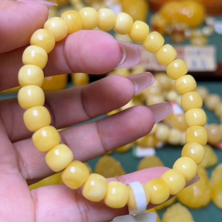 蜜蜡未镶嵌珠宝奇石