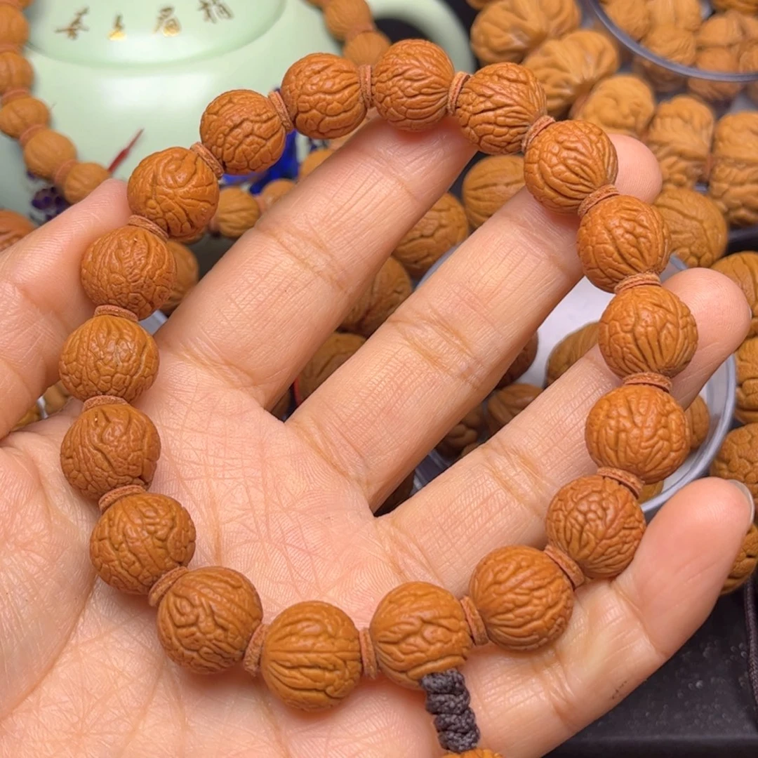 妮***咪桃核吊坠龙纹桃核