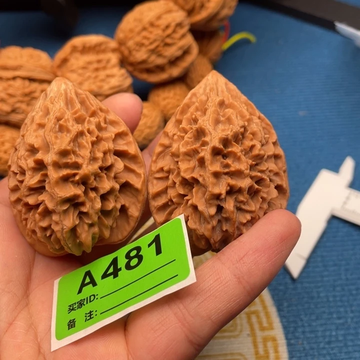 吊坠文玩核桃核桃