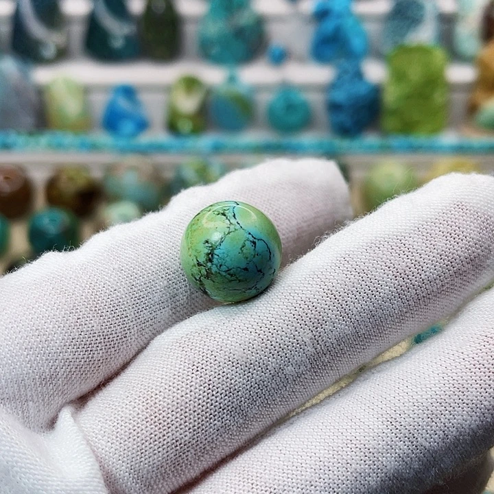 绿松石未镶嵌颈饰圆珠13.9