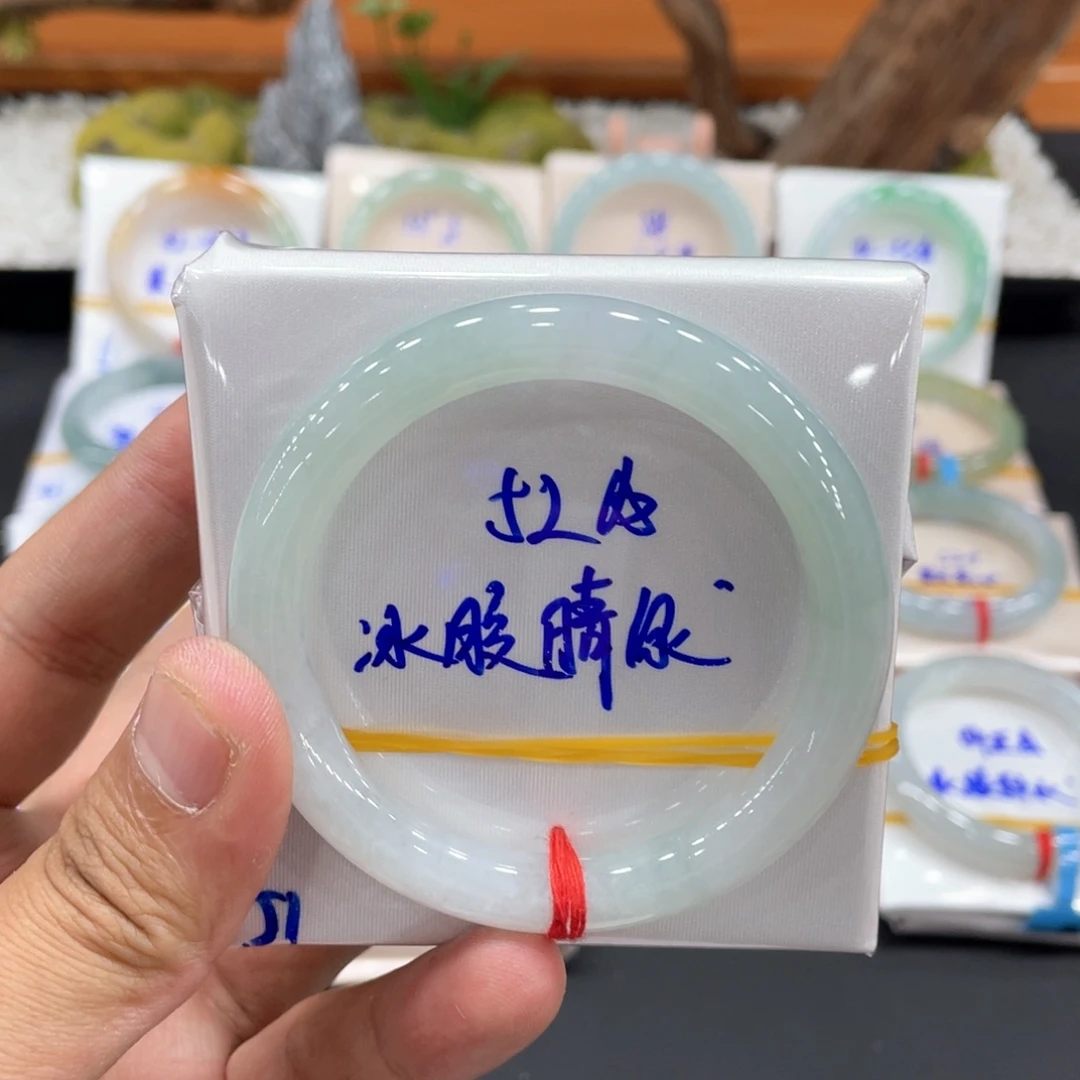 未镶嵌手镯翡翠缅甸翡翠