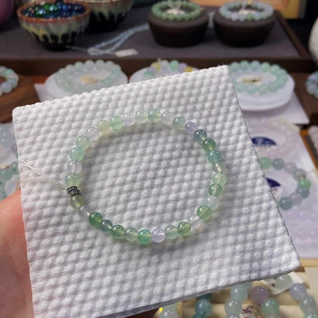 定制翡翠未镶嵌翡翠手串卡6