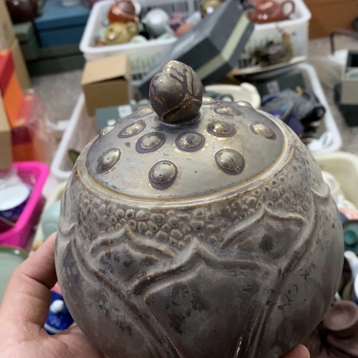 陶瓷艺术品及陶瓷壶