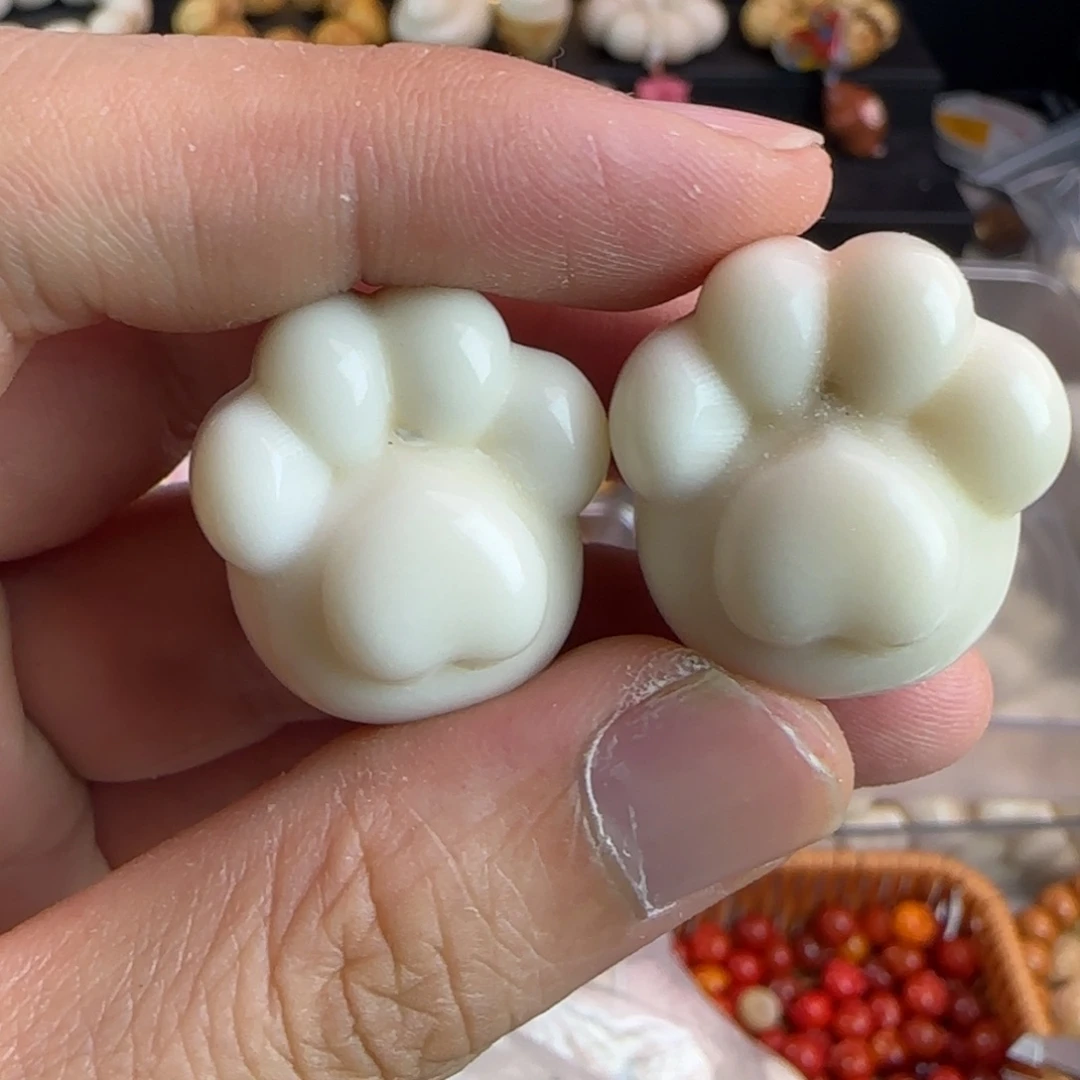 菩提根/象牙果吊坠白色卡26-27狗抓10颗通货