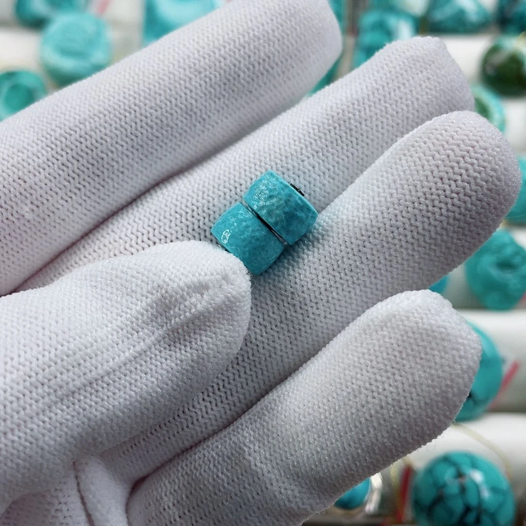 绿松石颈饰未镶嵌?***大