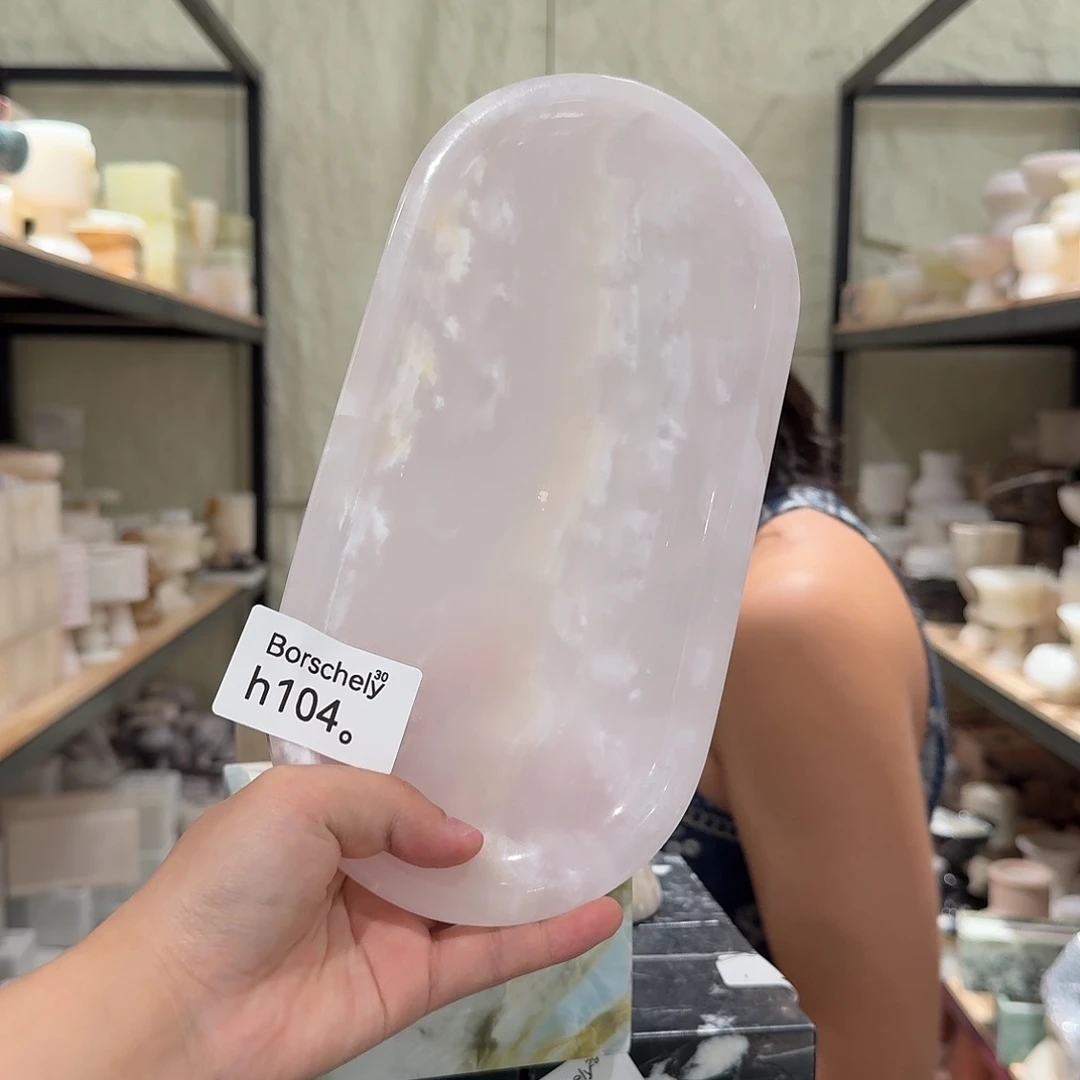 h104。          飘花