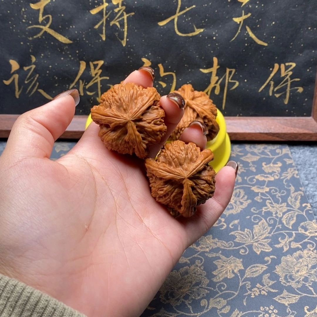 吊坠文玩核桃展***?