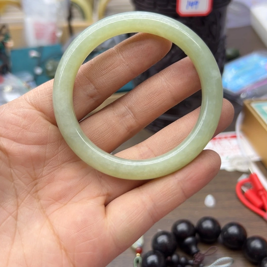 和田玉未镶嵌手镯53.9圈围166