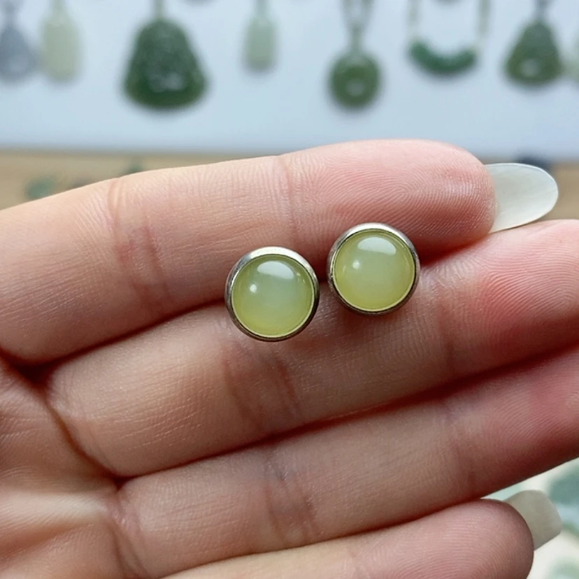 【闪购商品】颈饰银S925镶嵌和田玉